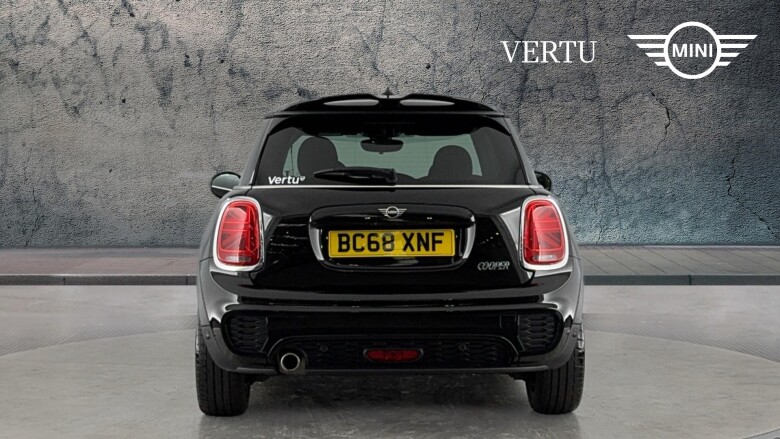 MINI Hatchback 1.5 Cooper Sport II 3dr Auto Petrol Hatchback